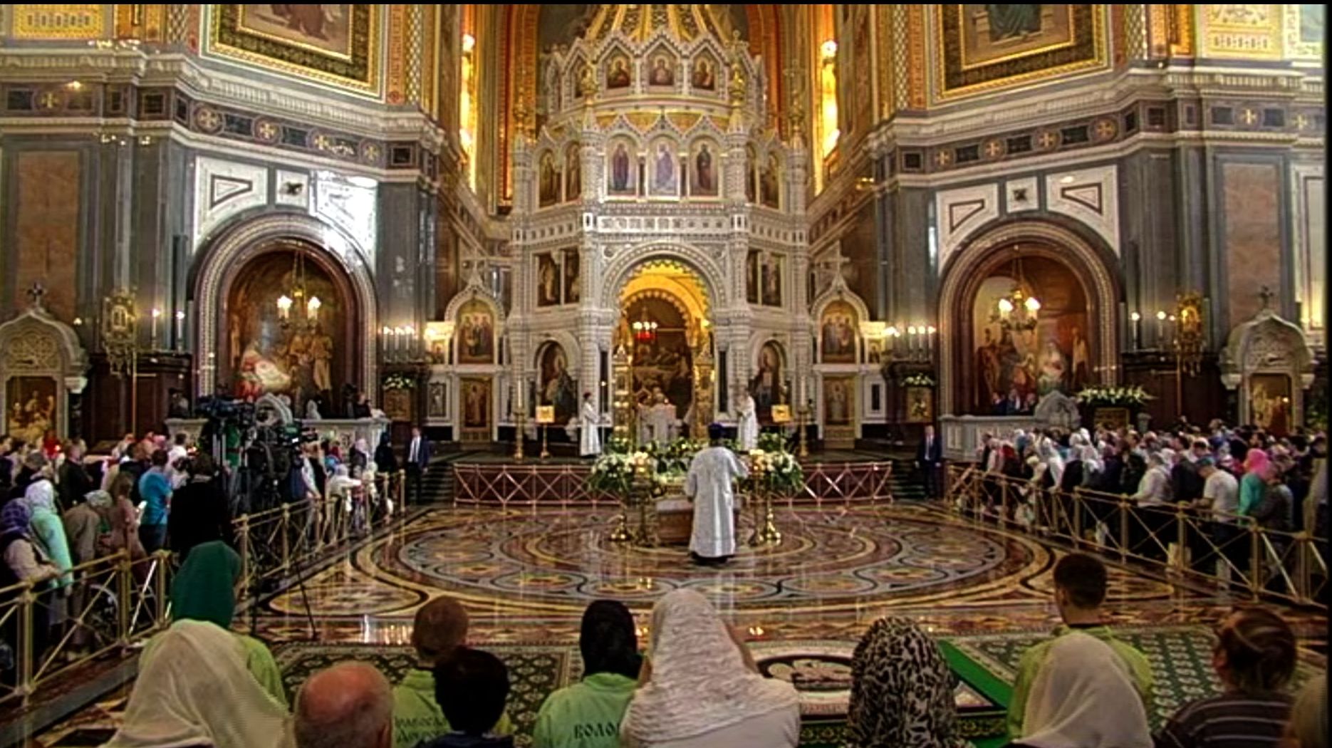 Божественная литургия 1 февраля 2026 года, Храм Христа Спасителя, г. Москва смотреть онлайн