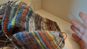 " Мальчик, юноша, мужчина" . Отчёт 2. Продолжаю вязать носки.