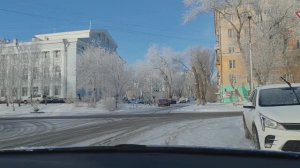 Обучение вождению. Второй день занятий с Лерой. Учимся трогаться на подъеме