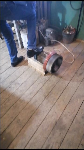 Заменили несправные подшипники в электродвигателе горелки FBR GAS P150 MCE TL смотреть онлайн