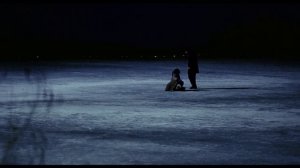 Вечное сияние чистого разума 2004 (сцена на льду)