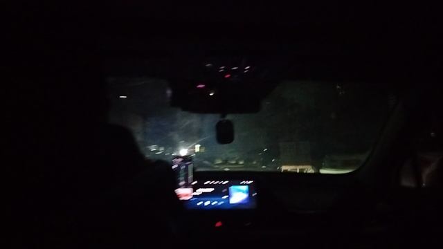 Приехали не в тот отель и едем в такси до нужного) смотреть онлайн