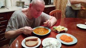 Ужин. Надо покупать сковородку.