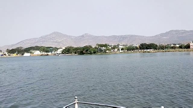 Почему в моей жизни всё происходит именно так  как происходит? Почему я сейчас имею то что имею?