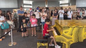 夢をかなえてドラえもんを都庁ピアノで弾いてみた！