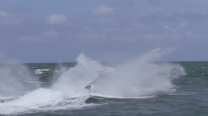 Катера, лодки, яхты. Подборка видео с неудачами при выходе в открытый океан.