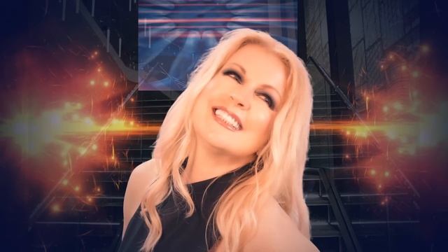 Lian Ross - Young Forever (Official Video) смотреть онлайн