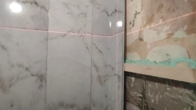 КРАСИВЫЙ РЕМОНТ ПАНЕЛЯМИ ПВХ ванной комнаты своими руками смотреть онлайн