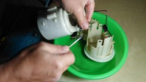 Замена топливного фильтра Nissan X- Trail Т 30