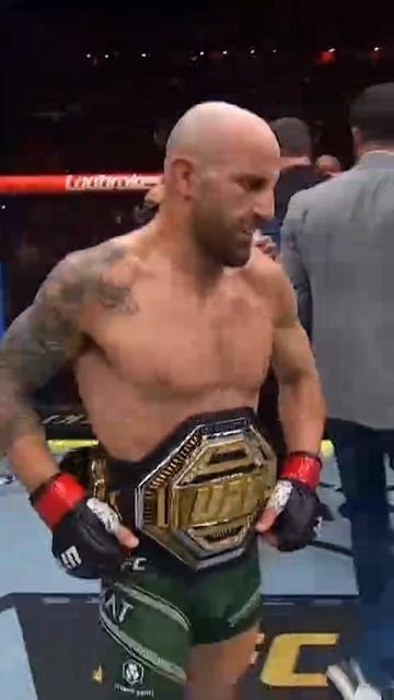 🔥Алекс Волконовски побеждает Лопеса и остаётся Чемпом! смотреть онлайн