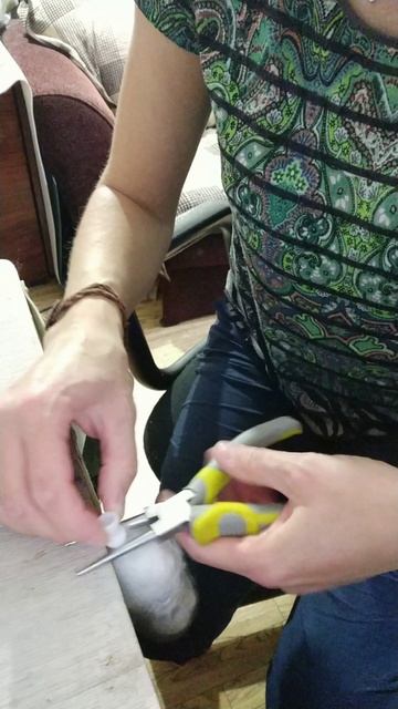 Лайфхак соединение звеньев скелета для игрушек при помощи плоскогубцев и узкогубцев