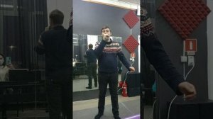 Горбунов Андрей Просто подари (исполнитель)