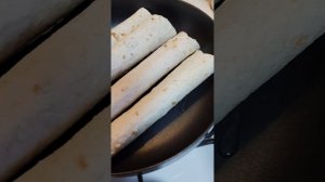 «ЭТО ГЕНИАЛЬНО! Сосиска в лаваше, от которой сходят с ума. Завтрак мечты за 10 минут!»