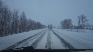 Рейс в снегопад. Киров-Нижний Новгород. М7 засыпает, пробка больше 50 км.