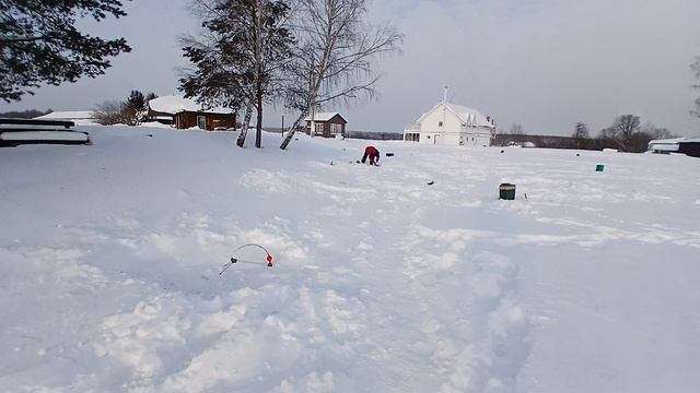 ещё одна форель на льду смотреть онлайн
