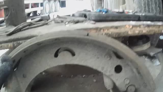 Делаю тормоза на телеге Делаю тормоза на телеге