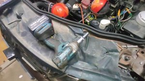 поменял регулятор напряжения генератора.