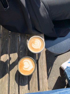 моем голову потому что завтро в фар моя систр и я мы миллионеры