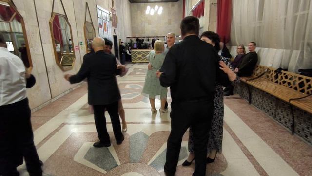 Белый лебедь на пруду..... 01.02.26. смотреть онлайн