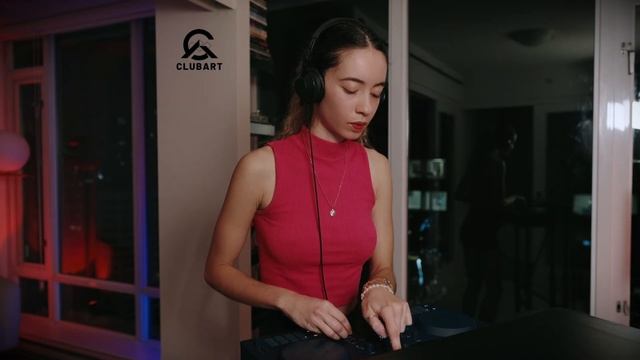 999 DJ — My first house set 🦋❤️🔥 enjoy! 999 DJ — My first house set 🦋❤️🔥 enjoy!