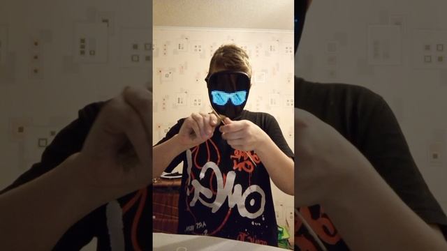 нож из бумаги