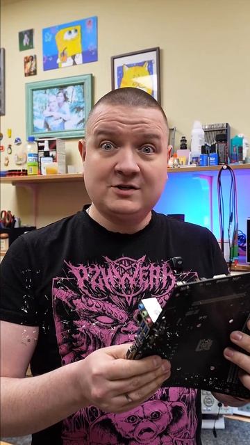 Обычный день ремонтника: “почини то, что не чинится… ты же спец!”