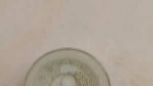 Эксперимент с конфетами и водой.