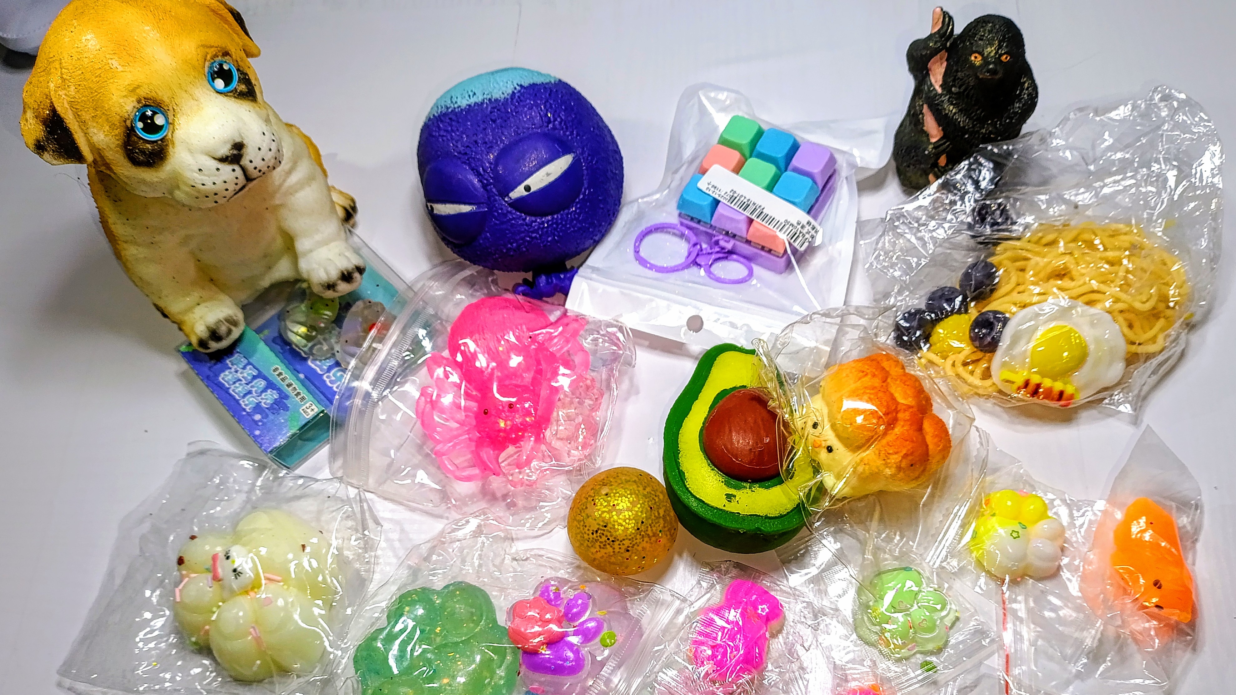 АСМР СКВИШИ 🫶🏻 режу СКВИШИ 🫶🏻 Таба лапки сквиши 🐾 приятные звуки АСМР сквишей и антистрессов 🥰 смотреть онлайн