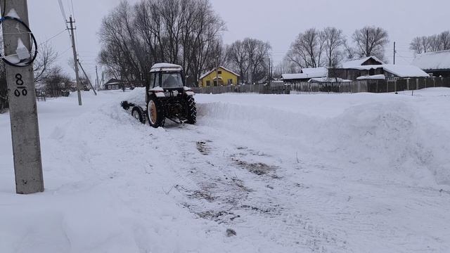уборка снега Т-40АП ЛТЗ-60А уборка снега Т-40АП ЛТЗ-60А