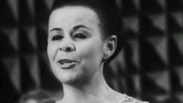 Поёт Александра Стрельченко. 1972 г. смотреть онлайн