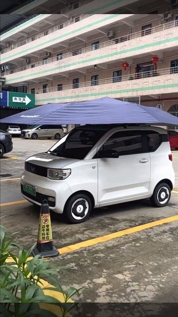 1628. В Китае создали складные автозонтики, защищающие машину от солнца