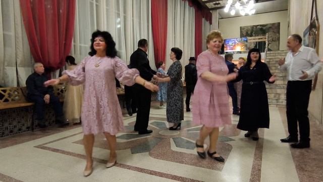 Яблоня цветёт..... 01.02.26. смотреть онлайн