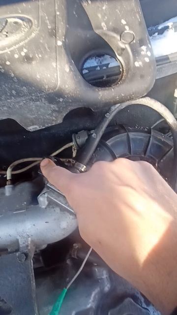 Почему в мороз глохнет мотор.