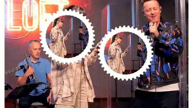 Диана Анкудинова на "Музлофт" - "Side by Side" (коллаж) смотреть онлайн