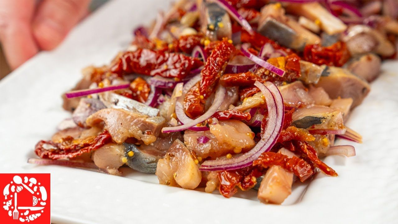 Так Селедку готовлю уже много лет просто вкусно и без возни Так Селедку готовлю уже много лет просто вкусно и без возни