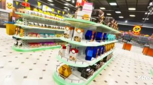 Гугу Гага в магазине