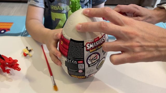 Распаковка яиц динозавров. Часть 2. Zuru Smashers Dino Island