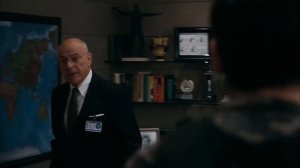 Максвелл — лучший аналитик | Напряги извилины (2005) | Момент из фильма