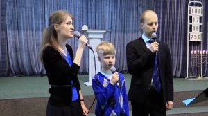 “Идти”. Семейное трио: Ярослав, Елена и Андрей Жалковские