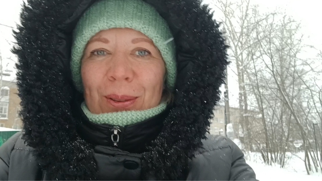 Не так всё замечательно, как казалось/Борьба за кресло/Подарок на месте смотреть онлайн