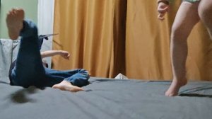 битва с сестрёнкой