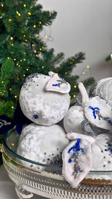 Актуальные яблоки для праздничного стола —  молодильные  #новогоднеевидео  #новыйгод  #зима