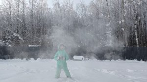 Опыт замерзания брызг на морозе