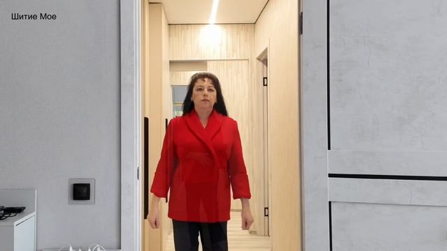 А пальто я всё-таки сшила. Осталось пуговицы дождаться.