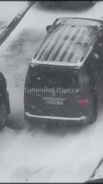 Жизнь кипит в Одесских дворах смотреть онлайн