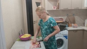 Готовлю вкусный и простой ужин 😋 Картофельная крадуля помогает 😆