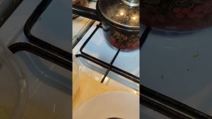 «ГОРОХОВЫЙ СУП КАК В ДЕТСТВЕ! Секрет аромата на карельской даче | Проще некуда»