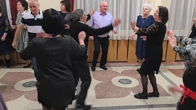 Живи и радуйся... 01.02.26... смотреть онлайн