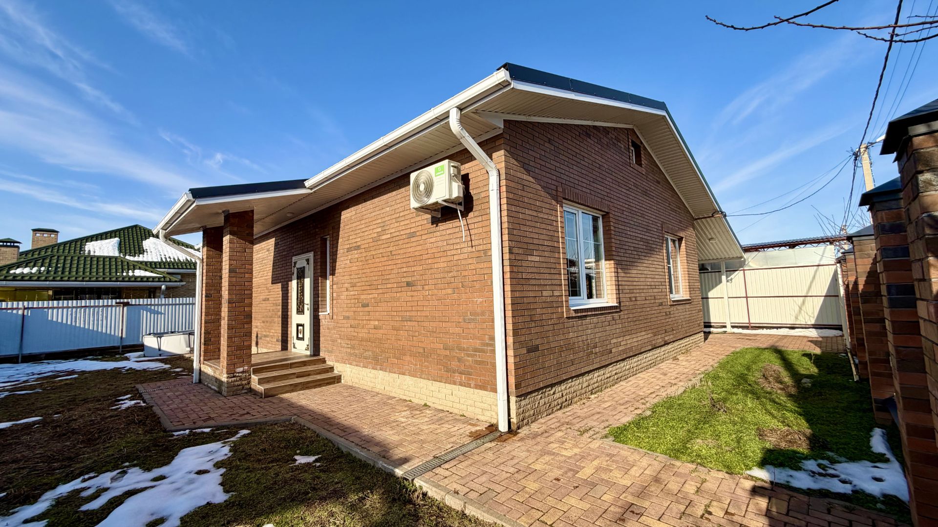 Дом с ремонтом и террасой в Краснодаре! смотреть онлайн