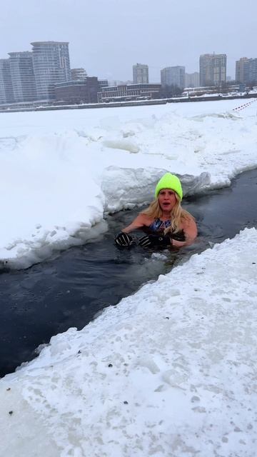 Красное сухое — это не про вино! #закаливание #моржевание Красное сухое — это не про вино! #закаливание #моржевание